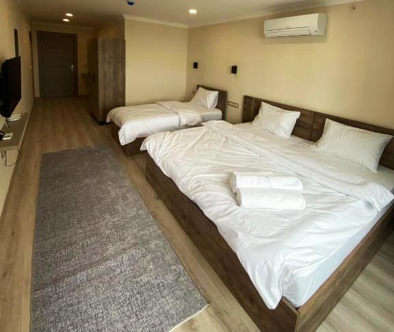 Rena Grand Hotel Üç Kişilik Oda